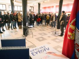 SrednjoÅ¡kolci predstavljaju Evropu na kalendaru Evropskog PROGRESa za 2015  godinu