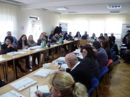 Tri i po miliona evra za infrastrukturne projekte na jugoistoku i jugozapadu Srbije