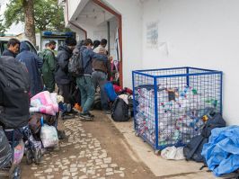 Stigla evropska pomoÄ‡ migrantima u PreÅ¡evu