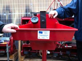 Nova poljoprivredna mehanizacija uruÄena poljoprivrednim udruÅ¾enjima iz Novog Pazara